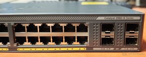 Cisco Catalyst 2960-X [48 Port] 1Gbps + ZADARMO 10GBASE-LR S - 4