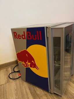 Originál redbull chladnička ako nová. - 4