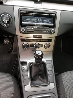 Predám VW passat 1.6 TDI - 4