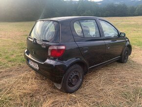 Toyota Yaris 1.0 - 4