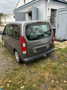 Peugeot Partner Teepe 1.6hdi 66kw rok 2009 - 4