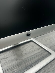 LCD HP MONITOR 22” - 4