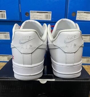 Nike Air Force 1 x Supreme Low White - 4