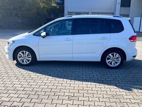 Volkswagen Touran 2.0 TDI DSG 7 MIEST NAVI KAMERA 2020 - 4