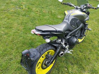 Yamaha mt09 - 4