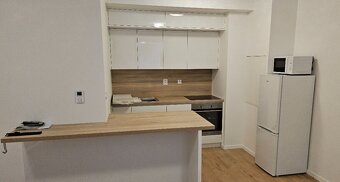 Prenájom 2i apartmán, Rudlovská ulica, Banská Bystrica. - 4