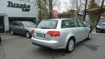 Audi A4 2,0 TDI kombi - 4