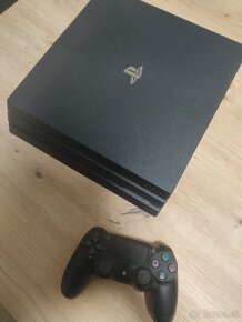 PS4 Pro 1TB – Skvelý stav, kompletné príslušenstvo + ovládač - 4