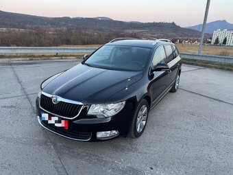 Skoda superb combi 2.0 tdi 103kw 2011 - 4