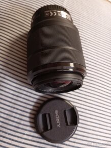 Sony FE 28-70mm  F3.5-5.6 OSS - 4