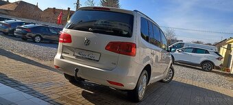 Volkswagen Touran 1.6 TDI Comfortline DSG Možný Leasing - 4