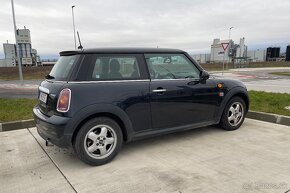 Mini. Cooper one R56 - 4