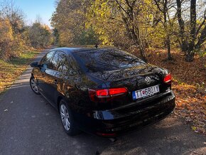 Vw Jetta 1.2 tsi 2016 benzín - 4