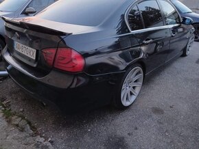 Rozpredam bmw e90 330xd - 4