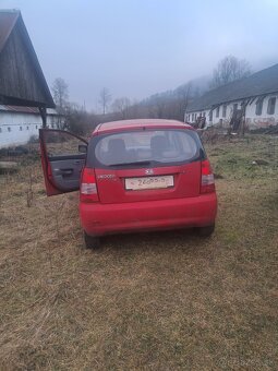 Kia picanto - 4