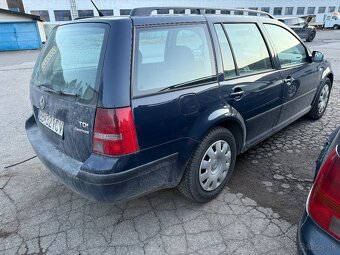 2x Volkswagen Golf 4 4MOTION - 4