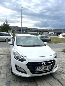 Hyundai i.30 1.6 CRDi COMBI - 4