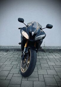 Yamaha r6 - 4