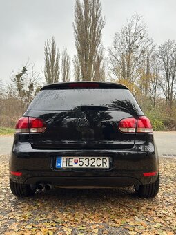 Volkswagen Golf 2.0 TDI (2009) - 4