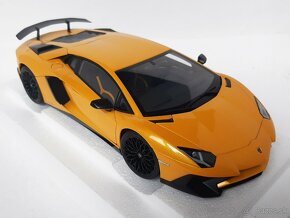 1:18 - Lamborghini Aventador LP 750-4 SV - AUTOart - 1:18 - 4