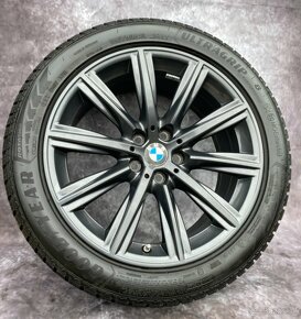 Zimní sada Bmw 5(G30,G31) 245/45R18 100V - 4