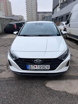 HYUNDAI i20 2021 1.2 benzín - 4