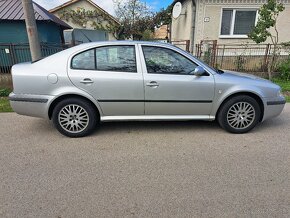 Skoda octavia 1.9tdi 81kw(Business) - 4