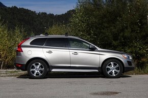 Volvo XC60 D5 Summum - 4