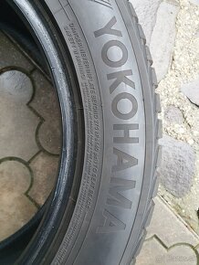 Predám zimné pneu Yokohama 235/55 R18 - 4