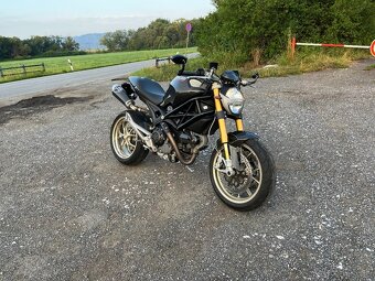 Ducati Monster 1100S - 4