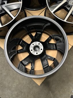 Nepoužité hliníkové disky 5x112 R20 VW Braga - Touareg RLine - 4