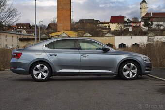 Škoda Superb 2.0 TDI SCR Style DSG - 4