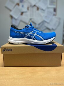 Asics, Gore-tex - 4