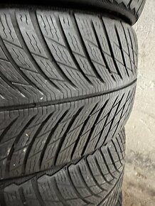 225/50 r18 - 4