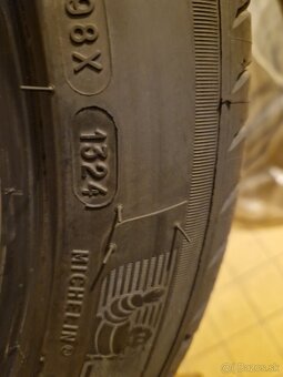 Michelin Primacy 4 225/45 R17 - 4