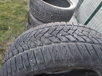 Predám zimné pneumatiky Dunlop 215/55R16 - 4