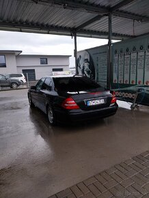 Mercedes Benz E220 W211 - 4