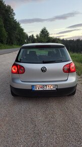 Volkswagen Golf 5 2.0 FSI 110kw - 4