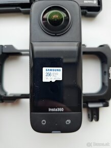 Insta360 X3 - 4