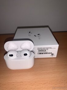 Apple Airpods 3 - 4