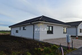 NA PREDAJ: 5 izbový RD bungalov na pozemku 489m2 - Cífer Pác - 4