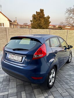 Ford Fiesta Hatchback 2010 1.4 benzín klíma - 4