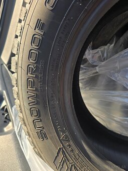 Zimné pneumatiky 215/65/r16C Nokian Snowproof - 4