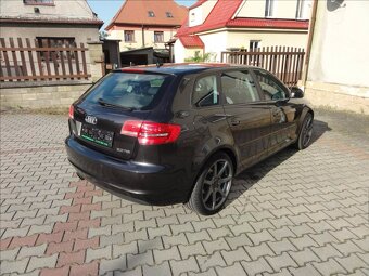 Audi A3 2.0TDI 103kW 2010 169349kmSPORTBACK 1.MAJITEL - 4