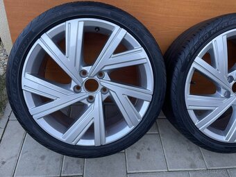 BERGAMO  org. VW 5x112  7,5x18 ET 51  225 40 R18 letné - 4