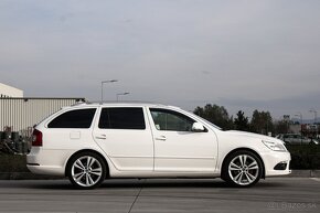 Škoda Octavia Combi 2.0 TDI RS DSG - 4