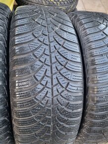 195/60R15 - 4