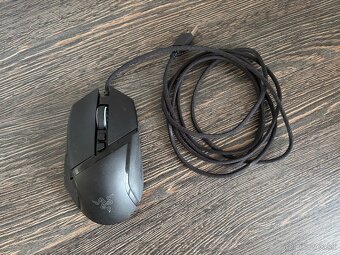 Razer Basilisk V2 - 4