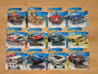 Hotwheels autíčka 2,5€ za kus mix - 4