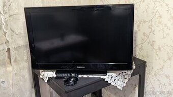 32" LCD TV "Samsung LE32D403"+stojan "Stell SHO 4800" - 4